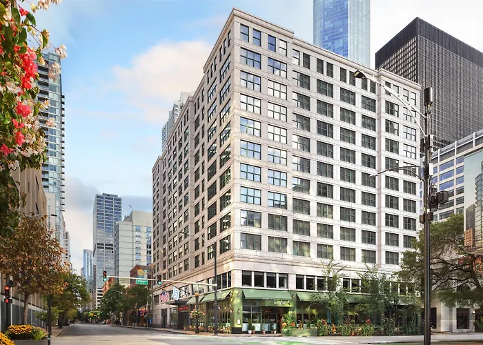Hampton Inn & Suites Chicago-Downtown